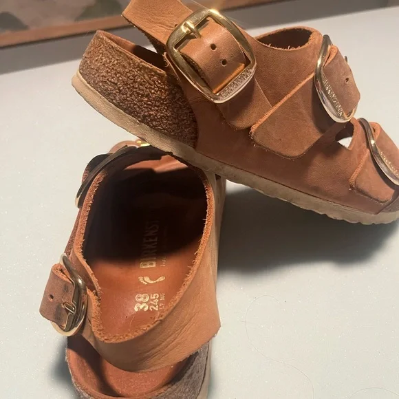 Birkenstock Milano Big Buckle Sandals in Nubuck/Gold - Picture 9 of 10